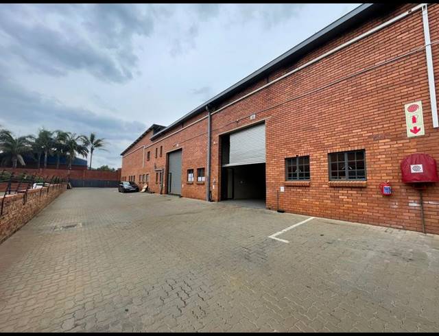 INDUSTRIAL PROPERTY TO RENT IN HENNOPSPARK